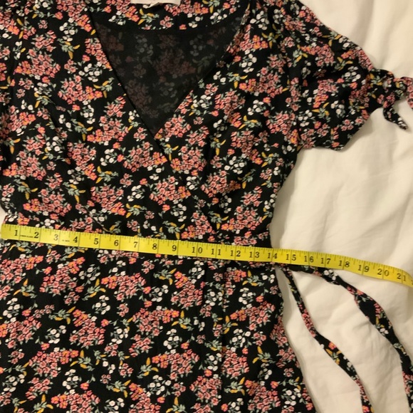 Ann Taylor Loft 0 Black Floral Wrap Romper Dress - Picture 13 of 14
